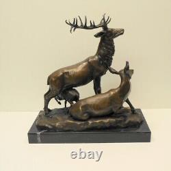 Animalier Deer Hunting Bronze Statue Sculpture Art Deco Style Art Nouveau Style