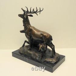 Animalier Deer Hunting Bronze Statue Sculpture Art Deco Style Art Nouveau Style