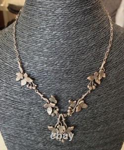 Antique necklace in metal or silver (no hallmark) in Art Nouveau style