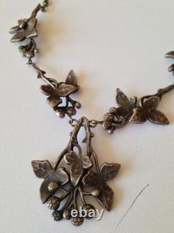 Antique necklace in metal or silver (no hallmark) in Art Nouveau style