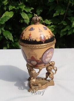 Art Deco Art Nouveau Style Lion Urn Centerpiece Porcelain