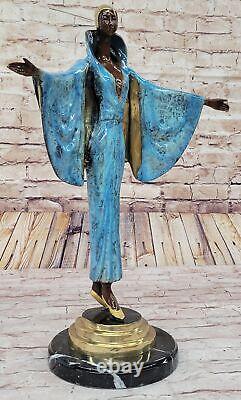 Art Nouveau Style Cast Iron Jullet Erte Runaway Fashion Bronze Sculpture Figure