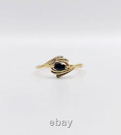 Art Nouveau style ring in 18k gold with navette-cut sapphire (circa 1970)