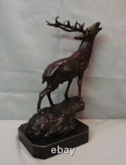 Bronze Deer Animalier Hunting Statue Sculpture in Art Deco and Art Nouveau Styles