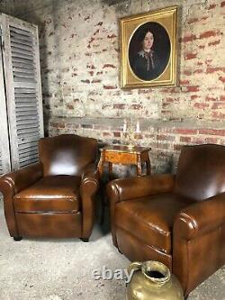 Club Moustache Chair In Vintage-style Havan Leather