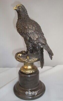 Eagle Bird Animal Statue Sculpture in Art Deco and Art Nouveau Bronze Style