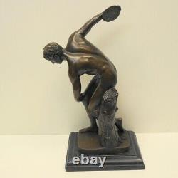 Nude Discobolus Statue Sculpture in Solid Bronze Art Deco Style Art Nouveau Style