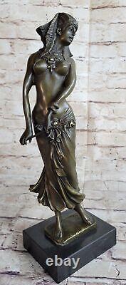 Original Egyptian Princess Bronze Statuette in Art Nouveau Deco Style Decor Signed