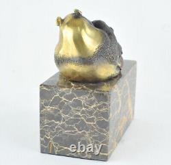 Sculpture Statue Panda in Animalier Style Art Deco and Art Nouveau Solid Bronze