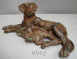 Sculpture Statue of Hunting Dog in Art Deco and Art Nouveau Style Bronze