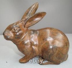 Sculpture of a Rabbit Hare Animalier in Hunting Style Art Deco and Art Nouveau Style