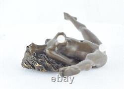 Solid Bronze Pin-up Statue Sculpture in Sexy Art Deco Style Art Nouveau