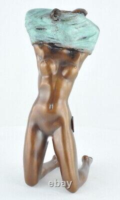 Solid bronze pin-up sexy style art deco style art nouveau statue sculpture