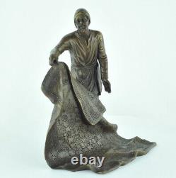 Statue Sculpture Oriental Carpet Merchant Art Deco Style Art Nouveau Style Bro