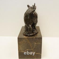 Statue Sculpture Rhinoceros Animalier Style Art Deco Style Art Nouveau Bronze ma <br/>
 	 <br/> 
 Translation: Rhino Animalier Style Art Deco Style Art Nouveau Bronze Statue Sculpture