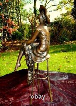 Statue Sculpture Young Lady Pin-up Hat Art Deco Art Nouveau Bronze