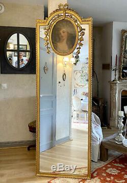 Trumeau The 19th In Wood And Stucco Gold Louis XVI Style A Decor Of A Portrait
