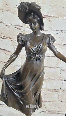 Victorian Woman Signed Sculpture Elegant Art Nouveau Style Bronze Statue Décor
