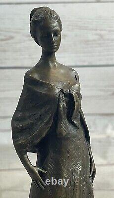 Vintage Style Art New French Victorian Bronze Lady Sculpture Parlor Statue