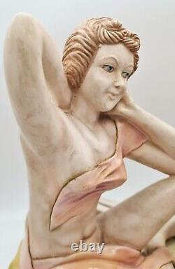 1950/60 Sculpture résine style art nouveau porte lettres femme assise