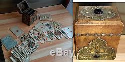 ANCIENNE BOITE A JEU DE CARTES ART NOUVEAU AVEC CARTES style ALFRED DAGUET