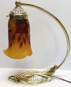 Ancienne LAMPE style art-nouveau bronze signé P. LUCAS superbe tulipe (2)
