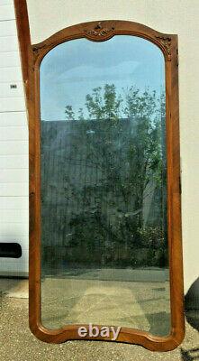 Armoire noyer style rocaille porte vitrée rococo style walnut cupboard
