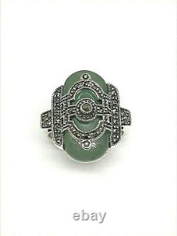 Bague en argent 925/1000 style art déco, jade vert et marcassite