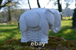 Bel Eléphant Blanc Craquelé Lemanceau Style Art Nouveau Non Signé 18x15cm