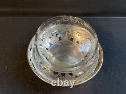 Bonbonnière cristal gravé et corbeille argenté ajourée de style Louis XVI