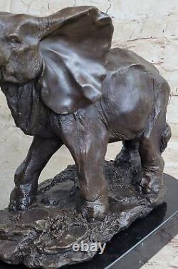 Bronze Sculpture, Statue Style Art Nouveau Signée Barye Abstrait Éléphant Nr