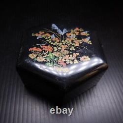 Coffret miniature boite bijou noir style art nouveau fleurs Asie Hong Kong N6893