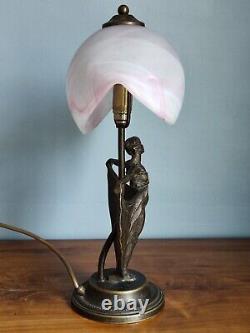 Lampe a poser en bronze style art nouveau