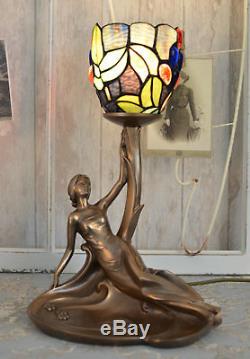 Lampe de Table Art Nouveau Tiffany Style Sculpture Féminine Lampe