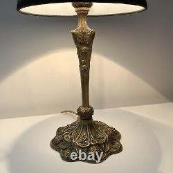 Lampe en bronze de style Art Nouveau dans le style de Leleu