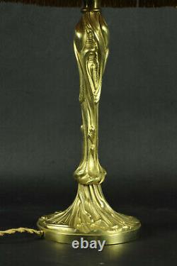 Lampe en bronze doré de style Art Nouveau