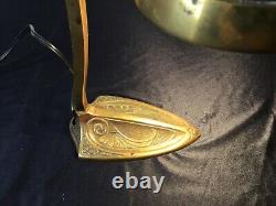 # Lampe lanterne Art Nouveau, en bronze style Arts & Crafts WAS Benson année 20