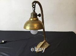 # Lampe lanterne Art Nouveau, en bronze style Arts & Crafts WAS Benson année 20