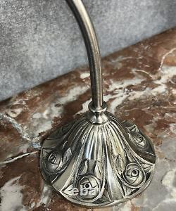 Le verre Français paire de lampes style Art Nouveau en bronze argenté