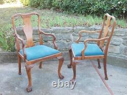 Paire de fauteuils anciens style Chippendale acajou