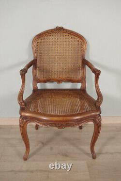 Paire de fauteuils cannés style Louis XV Nogaret