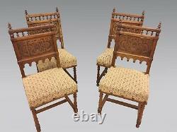 Quatre chaises style Renaissance
