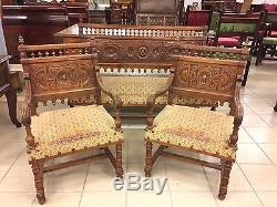 Salon noyer canapé deux fauteuils quatre chaises style Renaissance Henri II