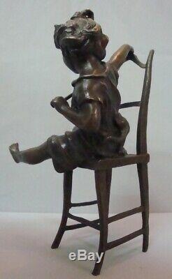 Statue Chat Fille Style Art Deco Style Art Nouveau Bronze massif Signe