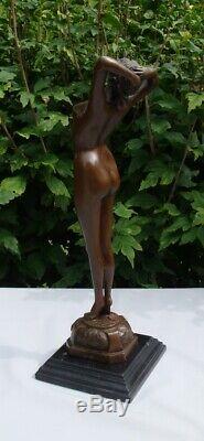 Statue Pin-up Sexy Style Art Deco Style Art Nouveau Bronze massif Signe