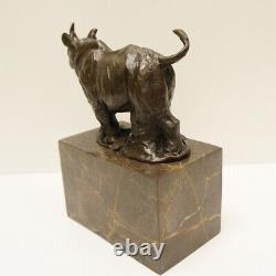 Statue en bronze Rhinoceros Animalier Style Art Deco Style Art Nouveau Bronze Si