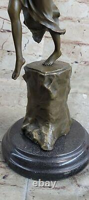 Style Art Nouveau Gracieux Fairly Comme Danseuse Bronze Sculpture M. Vallet Nr