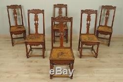 Suite de douze chaises de salle à manger style Renaissance 1900