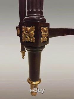 Table de chevet style Louis XVI acajou bronze doré